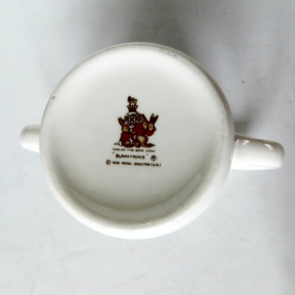 Bunnykins Christening 2 Handled Hug a Mug Mug Albion shape near mint condition - Picture 7 of 7